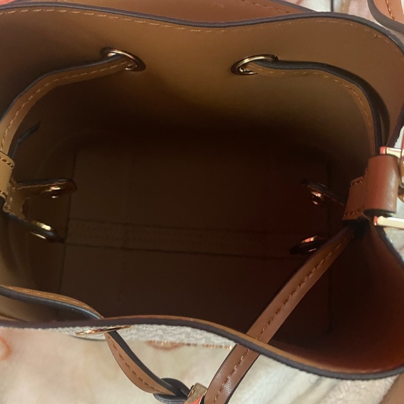 MK Purse - Picture 9 of 10